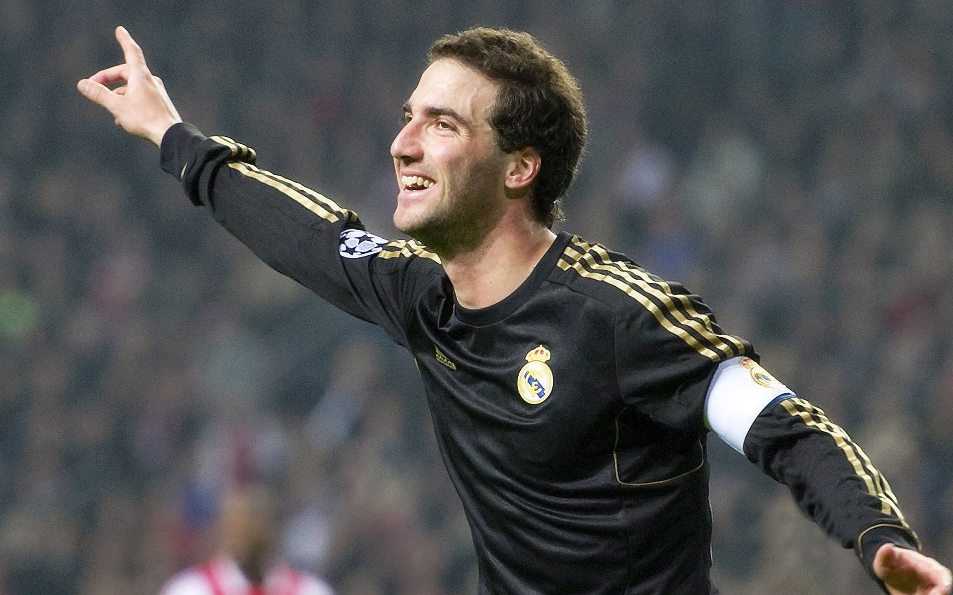 中超赛季球员数据排行榜更新，中超 赛季